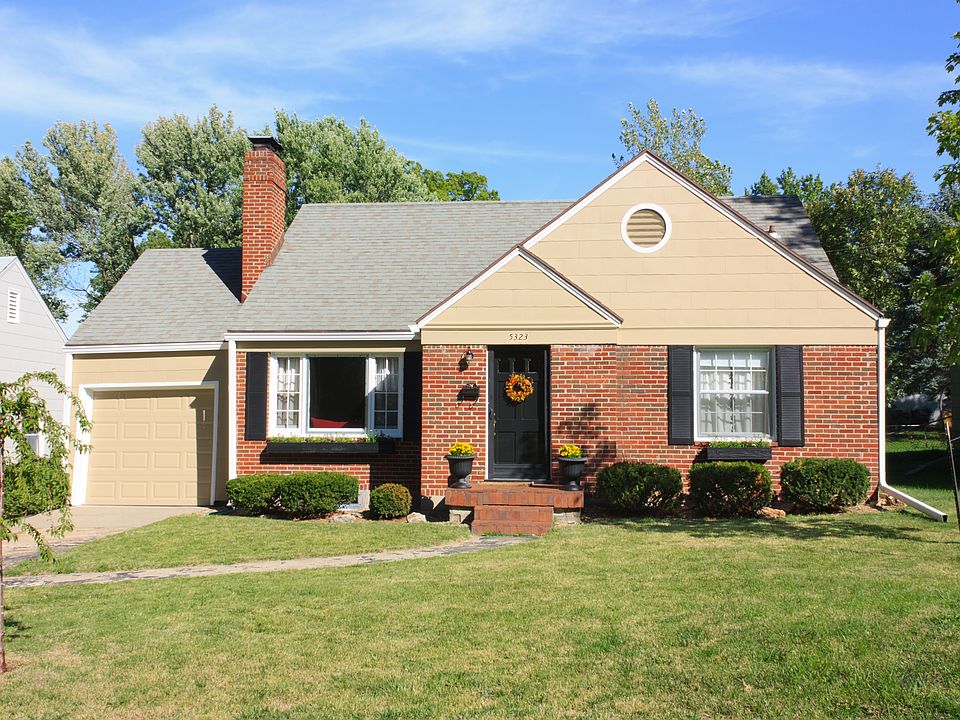 Great curb appeal!