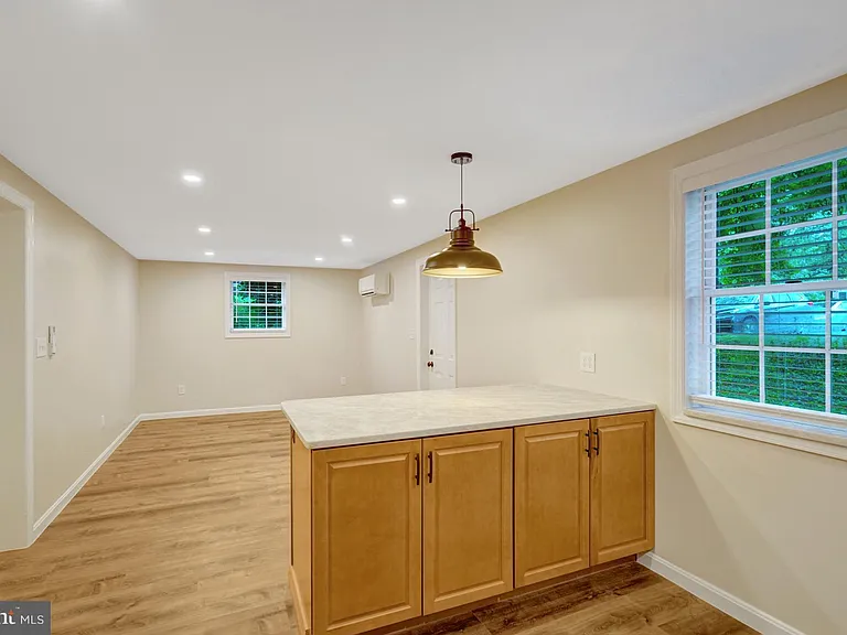 110 S Wise St #1 — Photo 15