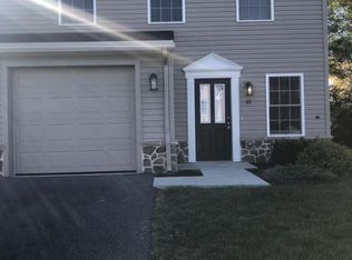 18 Spring View St, Carlisle, PA 17013