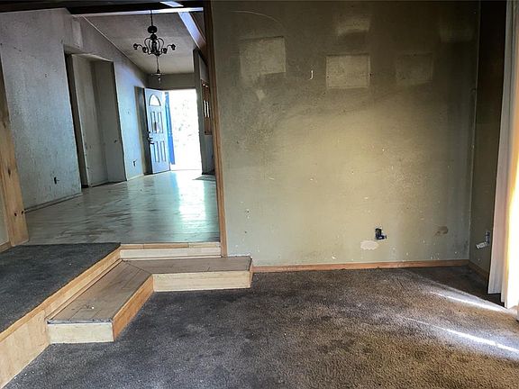 4th image of 900781 S Oak Ridge Dr