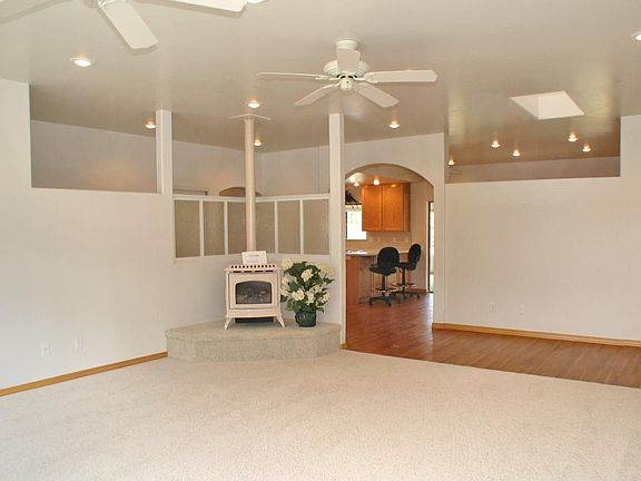 4th image of 2760 W Glen Haven Dr