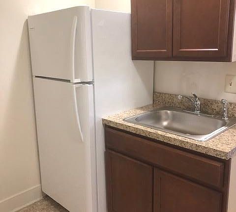 3rd image of 145 S Main St APT 1