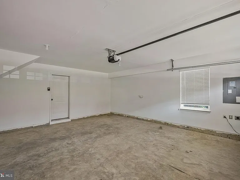 2035 Ruby Turn — Photo 33