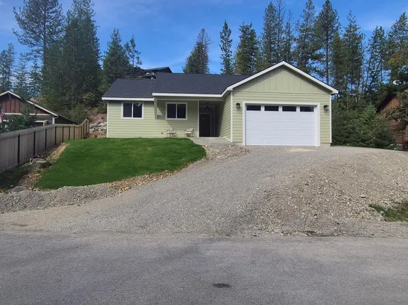 106 Memory Ln, Pinehurst, ID 83850