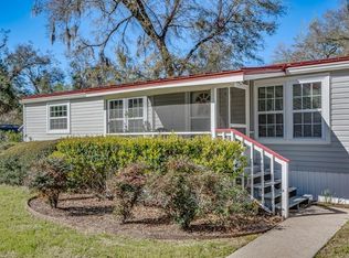 10 J R Milton Rd, Crawfordville, FL 32327