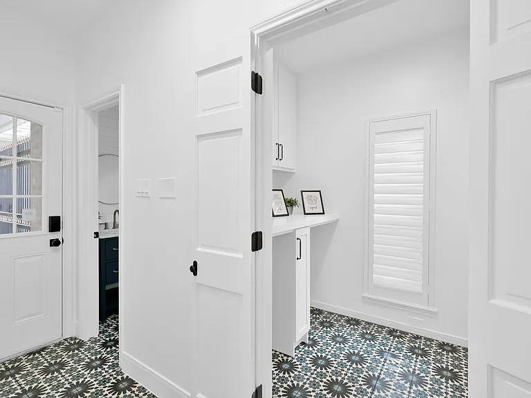 35 Fernglen Dr — Photo 37