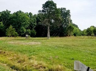 9384 N Farm Road 149, Pleasant Hope, MO 65725
