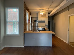 708 S 4th St #2, Philadelphia, PA 19147