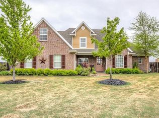 5722 Ashbrook Dr, Bartlesville, OK 74006
