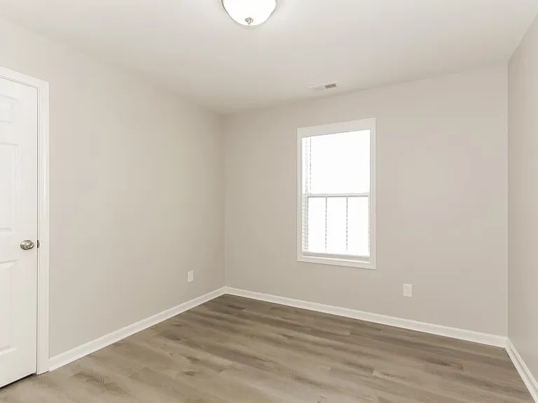 2707 Oasis Ln — Photo 13