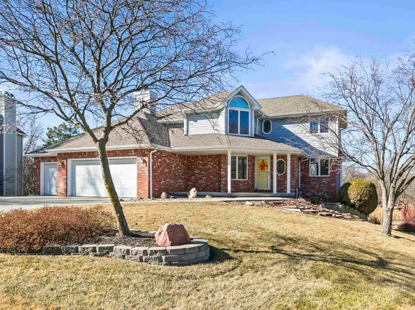 6911 Pine Lake Ct, Lincoln, NE 68516