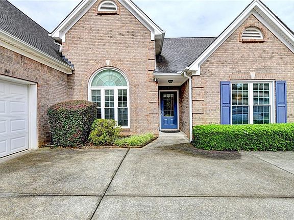 5th image of 3545 Stoneleigh Run Dr