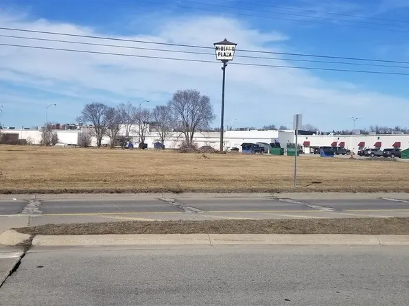 1011 E Patrick Rd, Midland, MI 48640