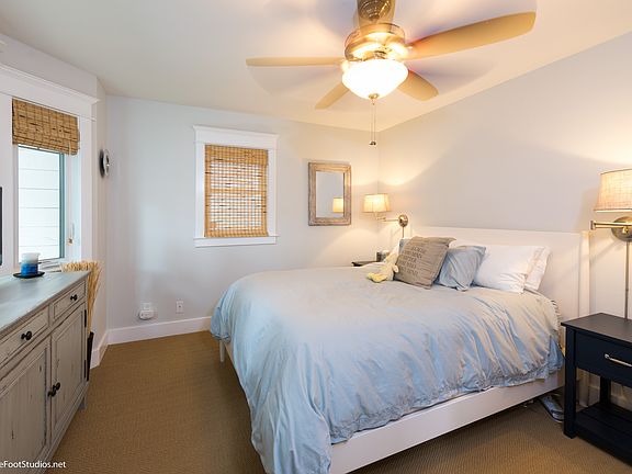 3rd image of 271 D Ave