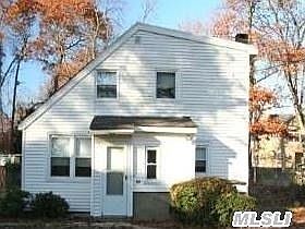1st image of 29 Woodlawn Ave