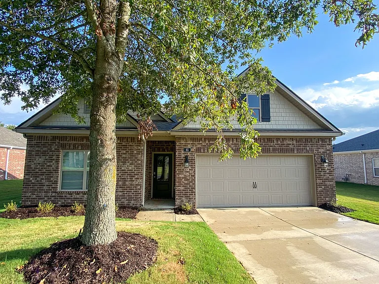 85 Meadowland Ln — Photo 1
