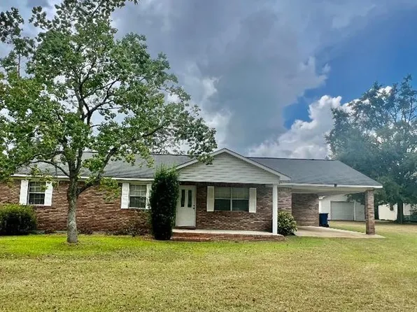 65 York Dr, Dothan, AL 36303