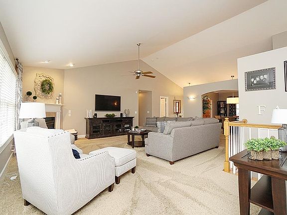 3rd image of 1150 French Ct
