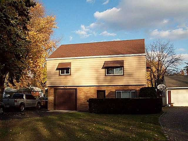 2nd image of 5036 Adella St