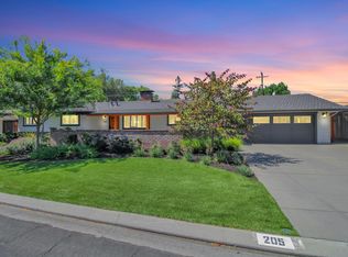205 Robin Hood Dr, Modesto, CA 95350