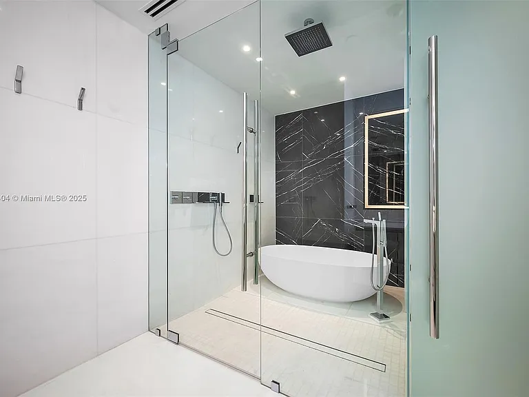 300 Biscayne Boulevard Way #3509 — Photo 23