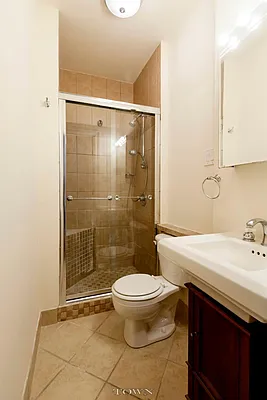 Rented by Town Residential | media 19