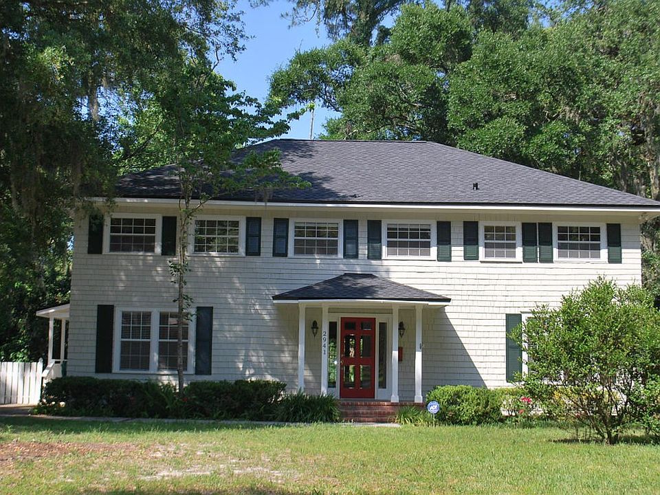 Arapahoe main front