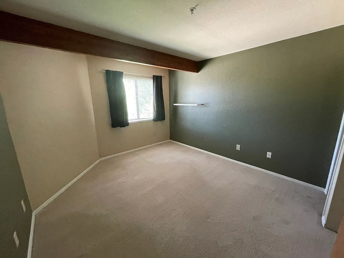 Building Photo - 5510 Stonewall Pl #31
