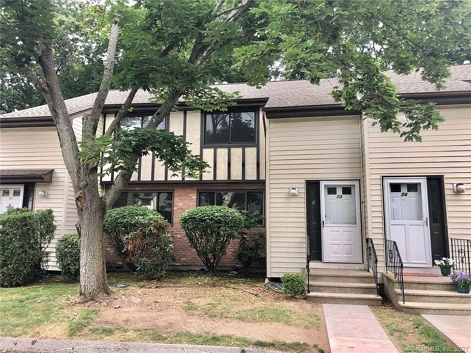 1st image of 7 Oak Forest Dr #3