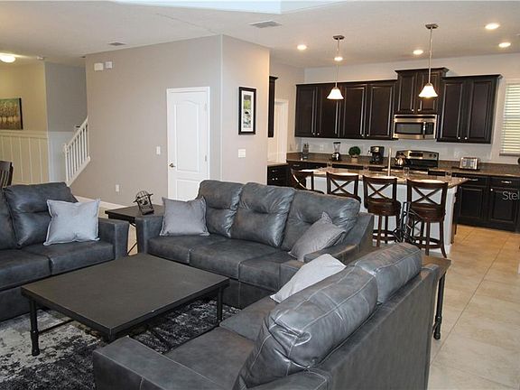 5th image of 2916 Banana Palm Dr