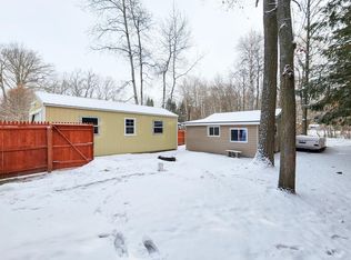 4896 Glenwood Dr, Harrison, MI 48625