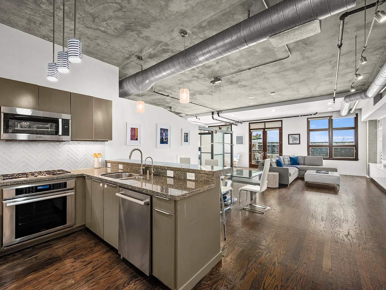 1 bed, 1.5 bath, 1377 sqft, $5,800 — Photo 4