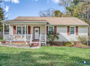 122 Lakeside Dr, Colonial Heights, VA 23834