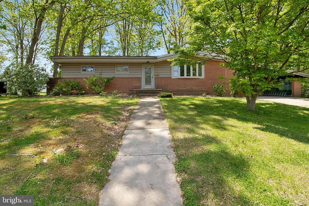 419 Milmont Ave photo 1