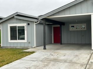 323 Stockton Ave, Umatilla, OR 97882
