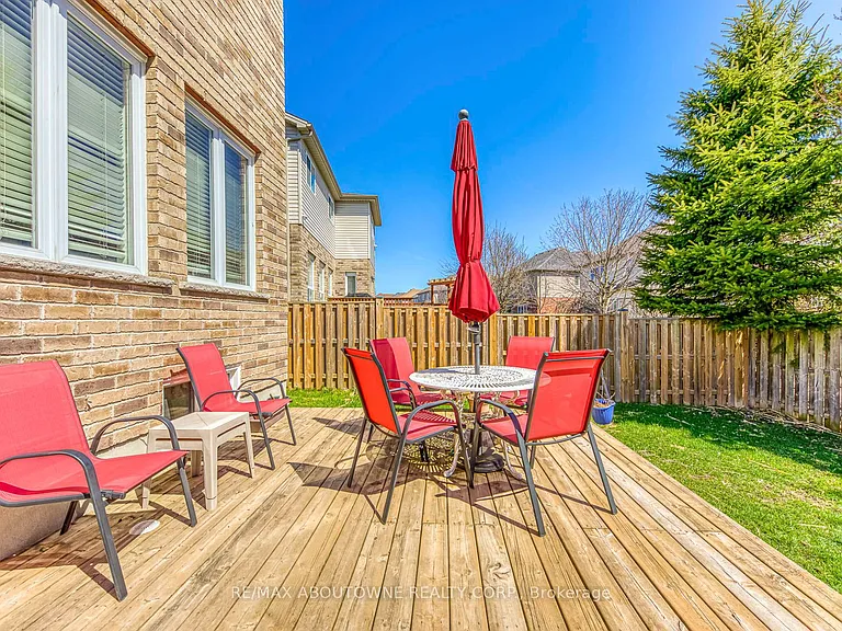 816 Roulston St — Photo 46