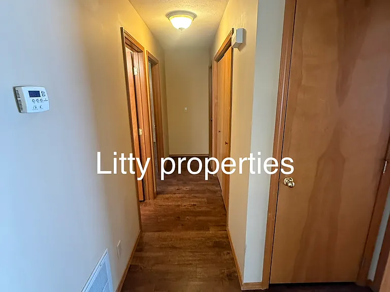 1505 Stonebrook Ct — Photo 6