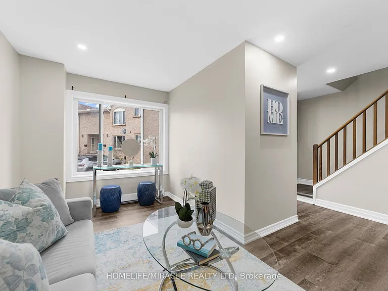 6 Cedar Dr #3 — Photo 6