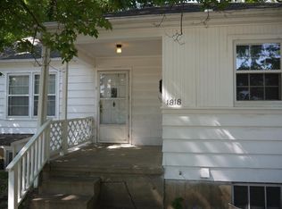 1818 Hunting Ave, Manhattan, KS 66502