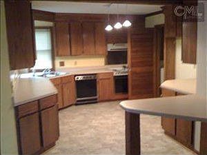 2nd image of 405 Mapleview Ct
