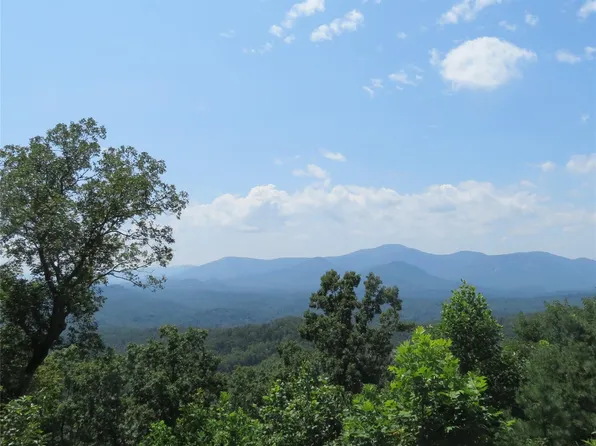 336 Willow Top Ln #336, Lake Lure, NC 28746
