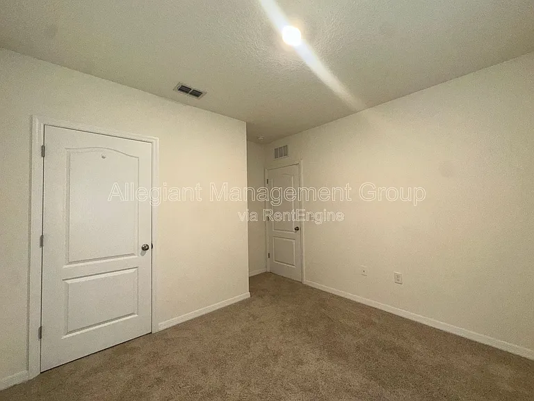 1554 Oak Reserve Dr — Photo 27