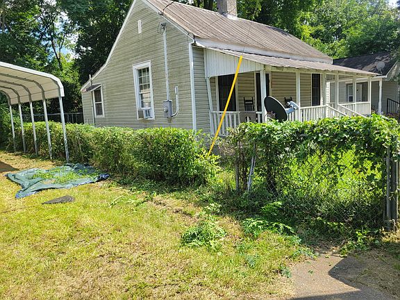 2nd image of 456 Union St