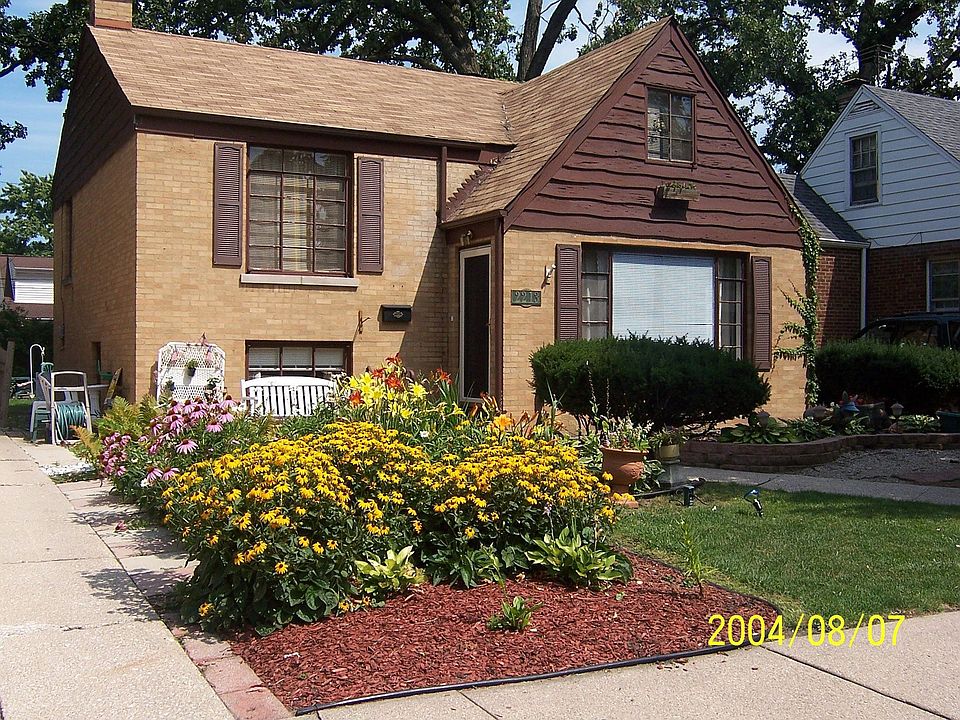 3 Bdrm, 2bath Cape Cod