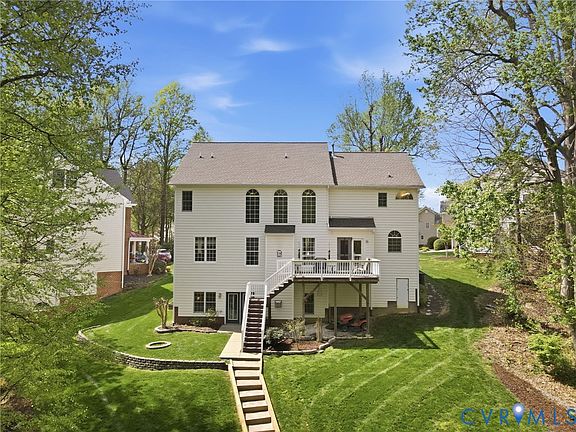 2nd image of 9375 Indianfield Dr