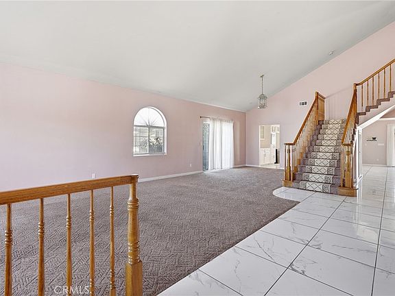 3rd image of 17943 Garden Glen Dr