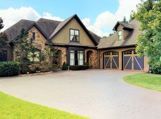 1117 Brighton Dr, Alcoa, TN 37701