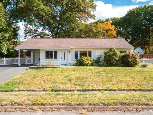 122 Heron Road, East Hartford, CT 06118