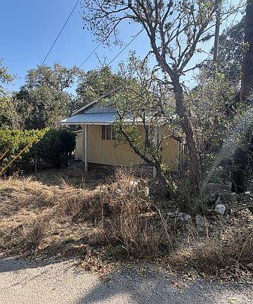 2nd image of 690 Georges Rd