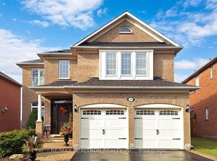 30 Ravine Edge Dr Richmond Hill ON L4E 4J2 Zillow